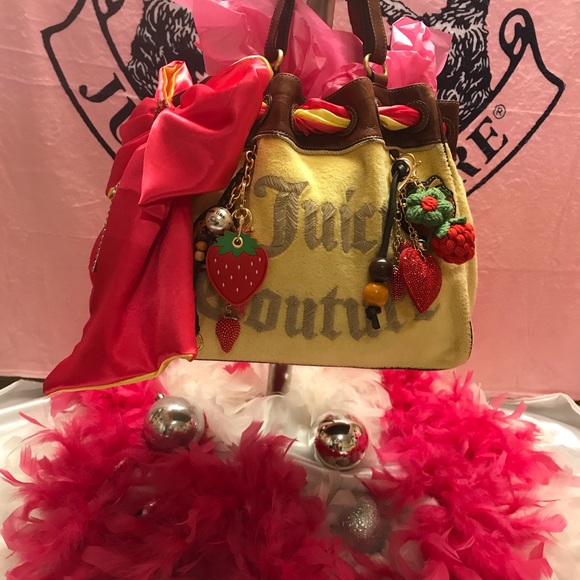 Rare yellow 💛terry cloth strawberry 🍓 daydreamer ☁️ - Picture 12 of 16